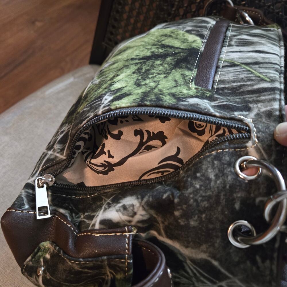 BHW Western-style camouflage concealed carry handbag - Picture 4 of 10